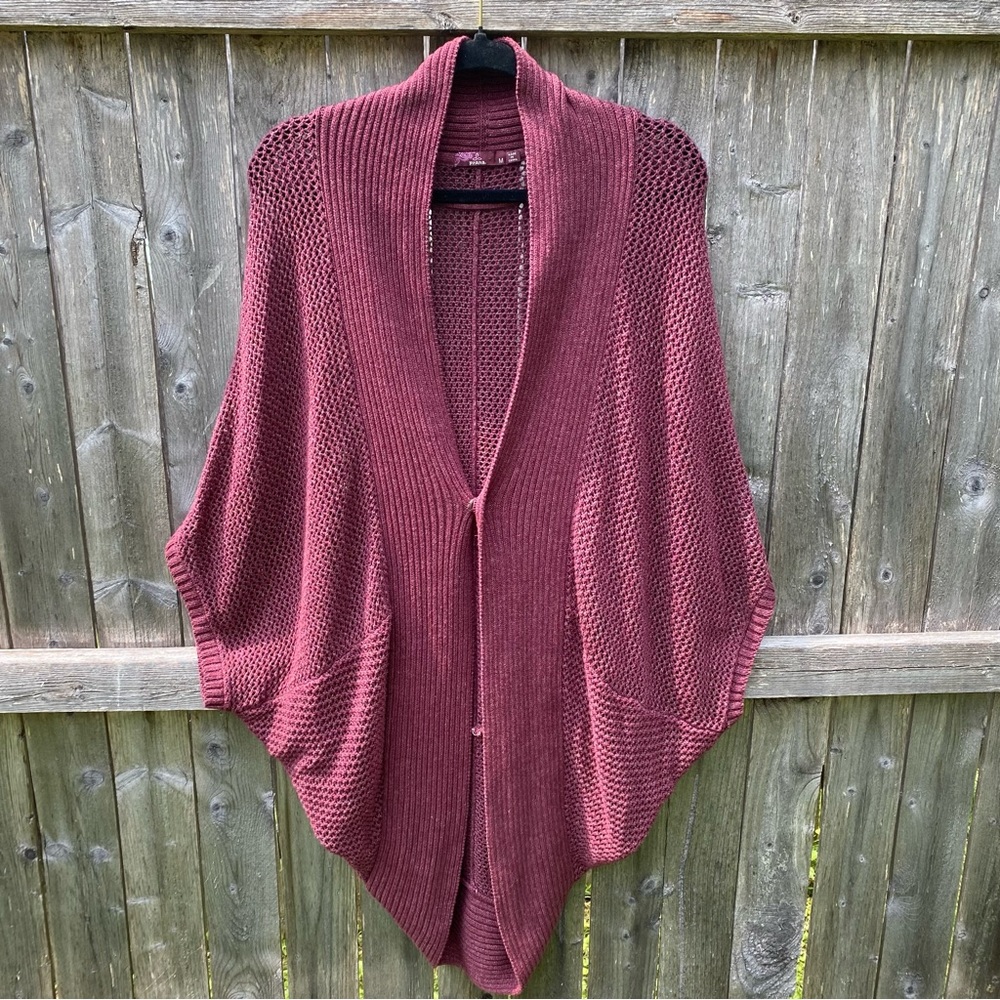 Prana Single Button Round Hem Maroon Shrug Poncho Cardigan Size M